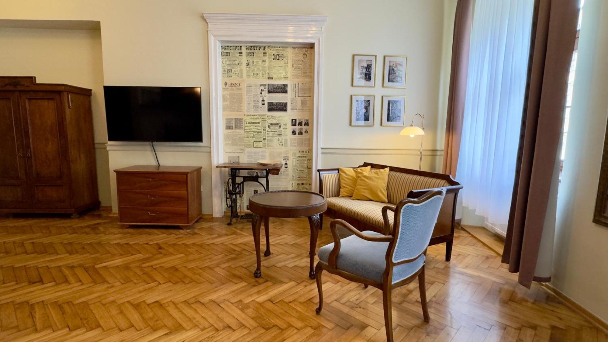 Scharffenberg Apartments Main Square Красков Екстериор снимка
